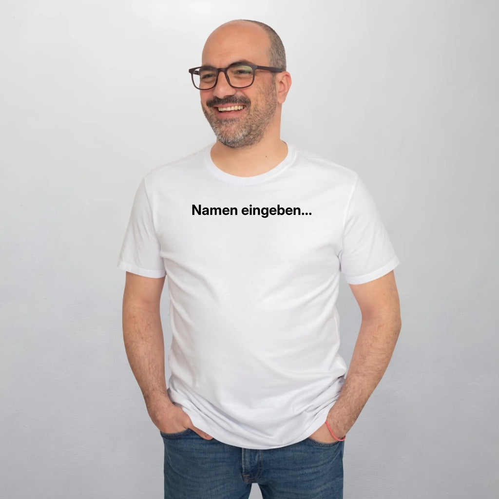 2000x2000px_Male-Model-Tshirt-Mockup1_weiss
