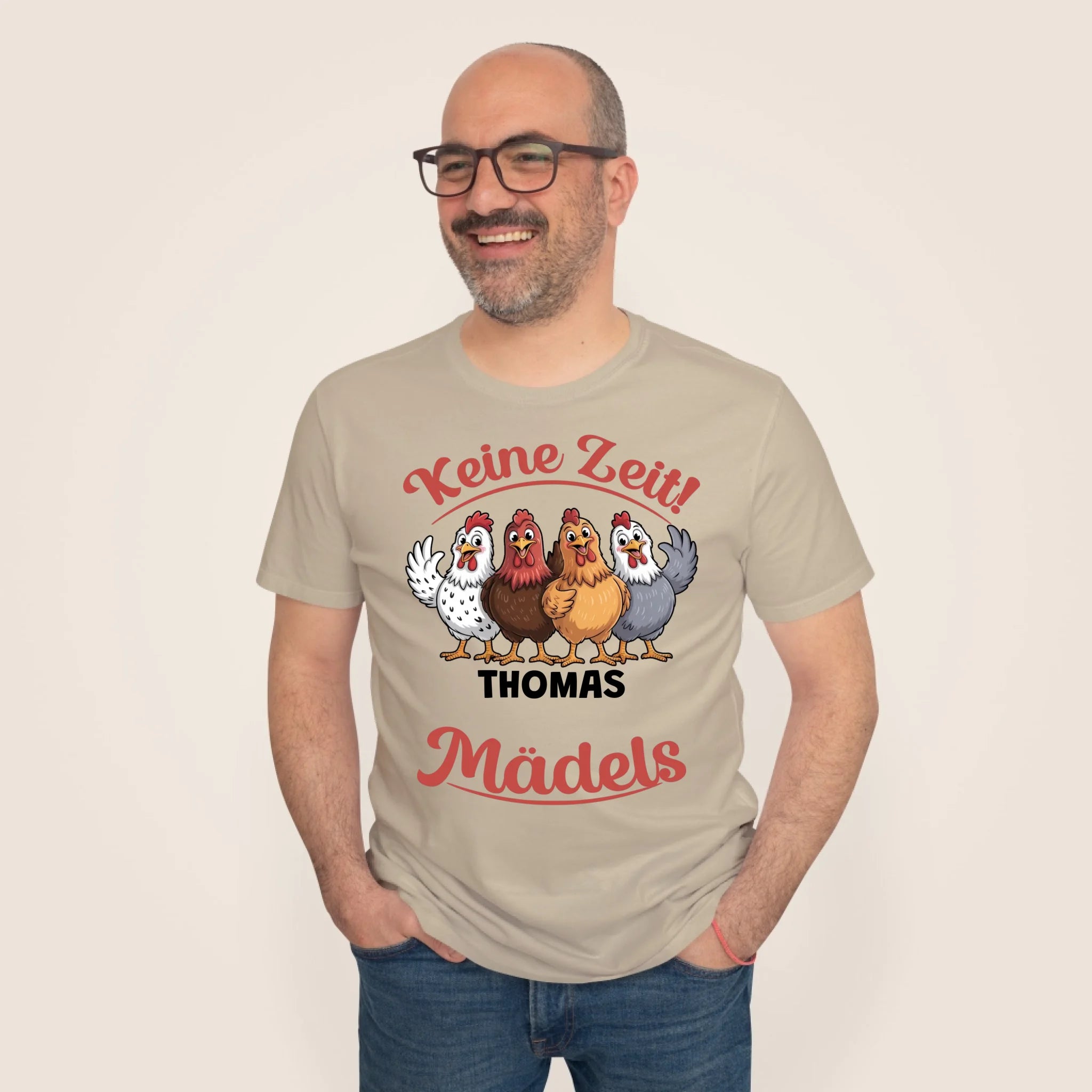 2000x2000px_Male-Model-Tshirt-Mockup2_beige_sand