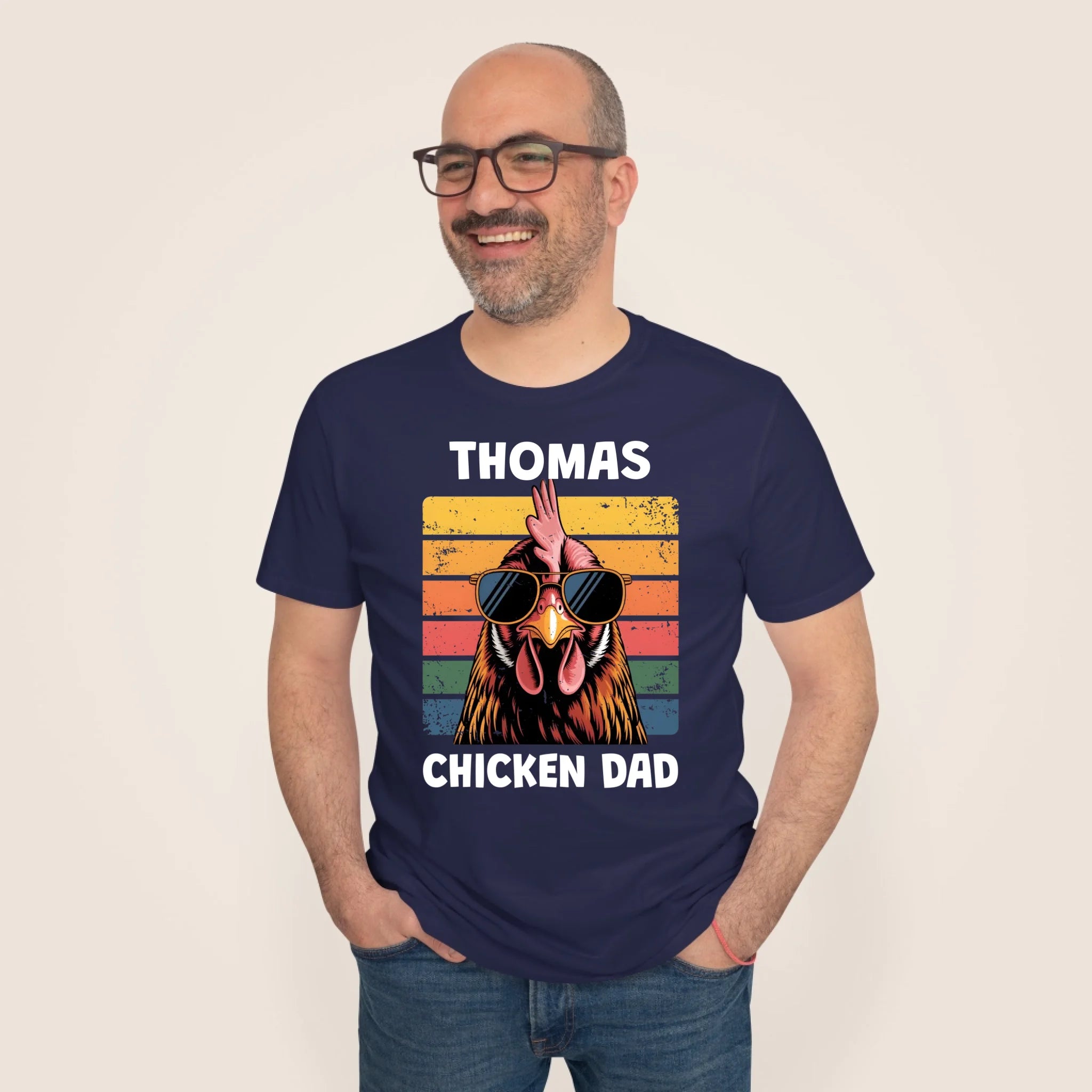 2000x2000px_Male-Model-Tshirt-Mockup2_beige_navy