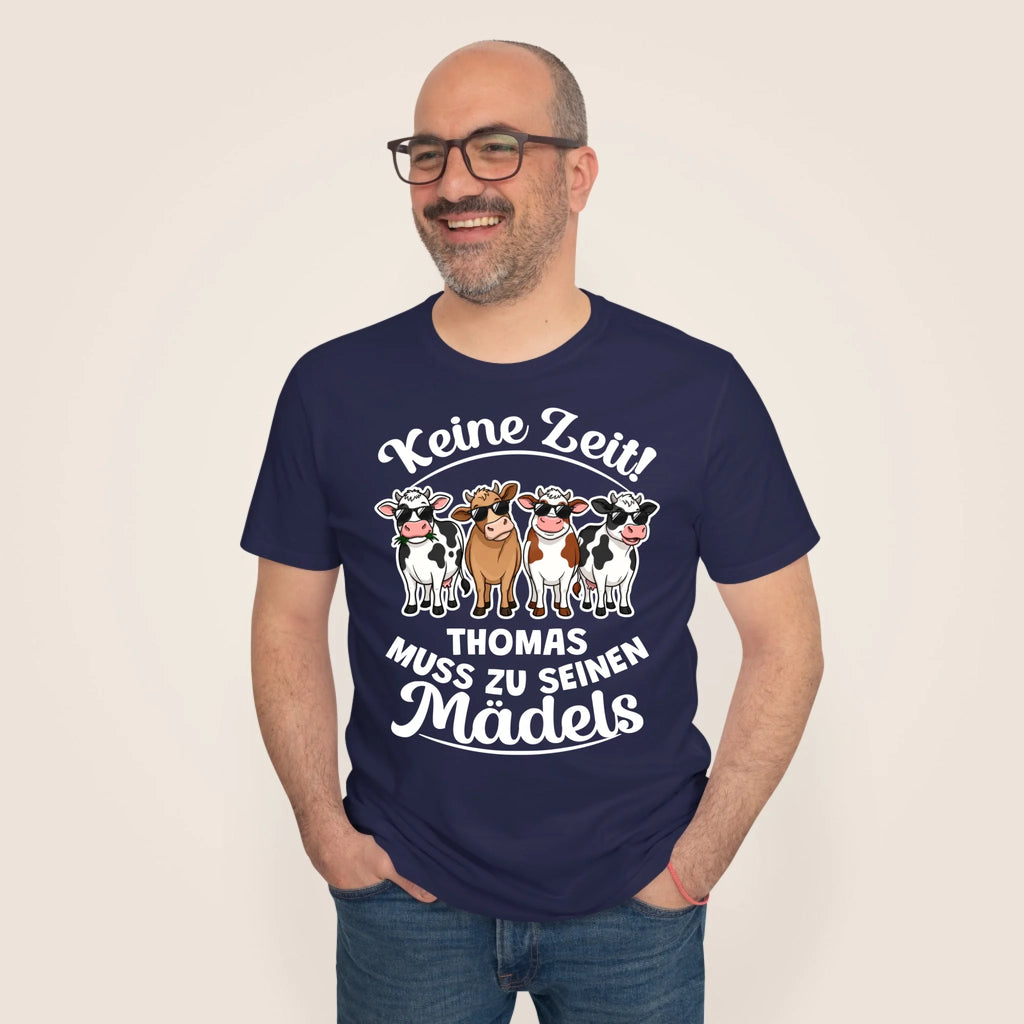 2000x2000px_Male-Model-Tshirt-Mockup2_beige_navy