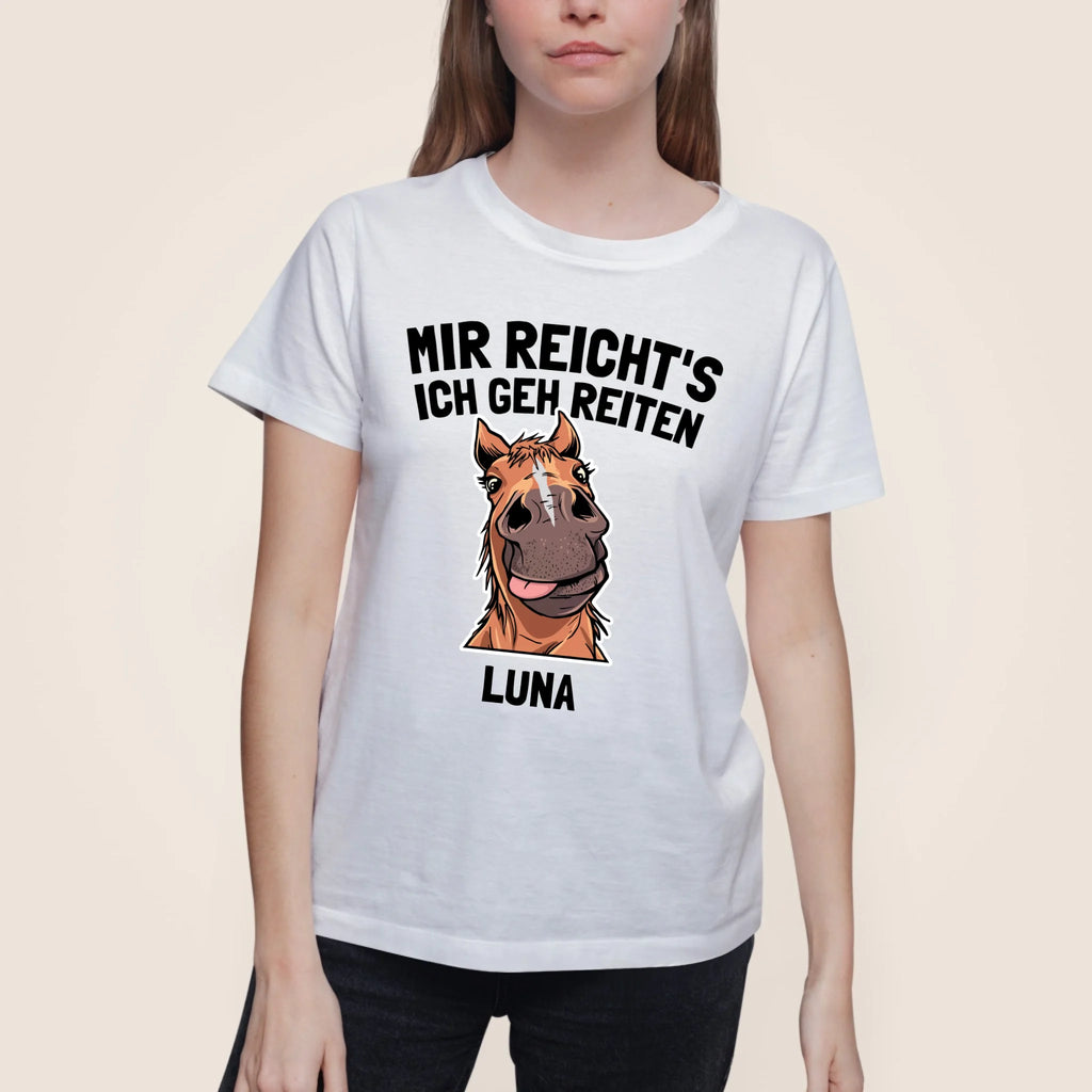 2000x2000px_Female-Model-Unisex Tshirt-Mockup2_white