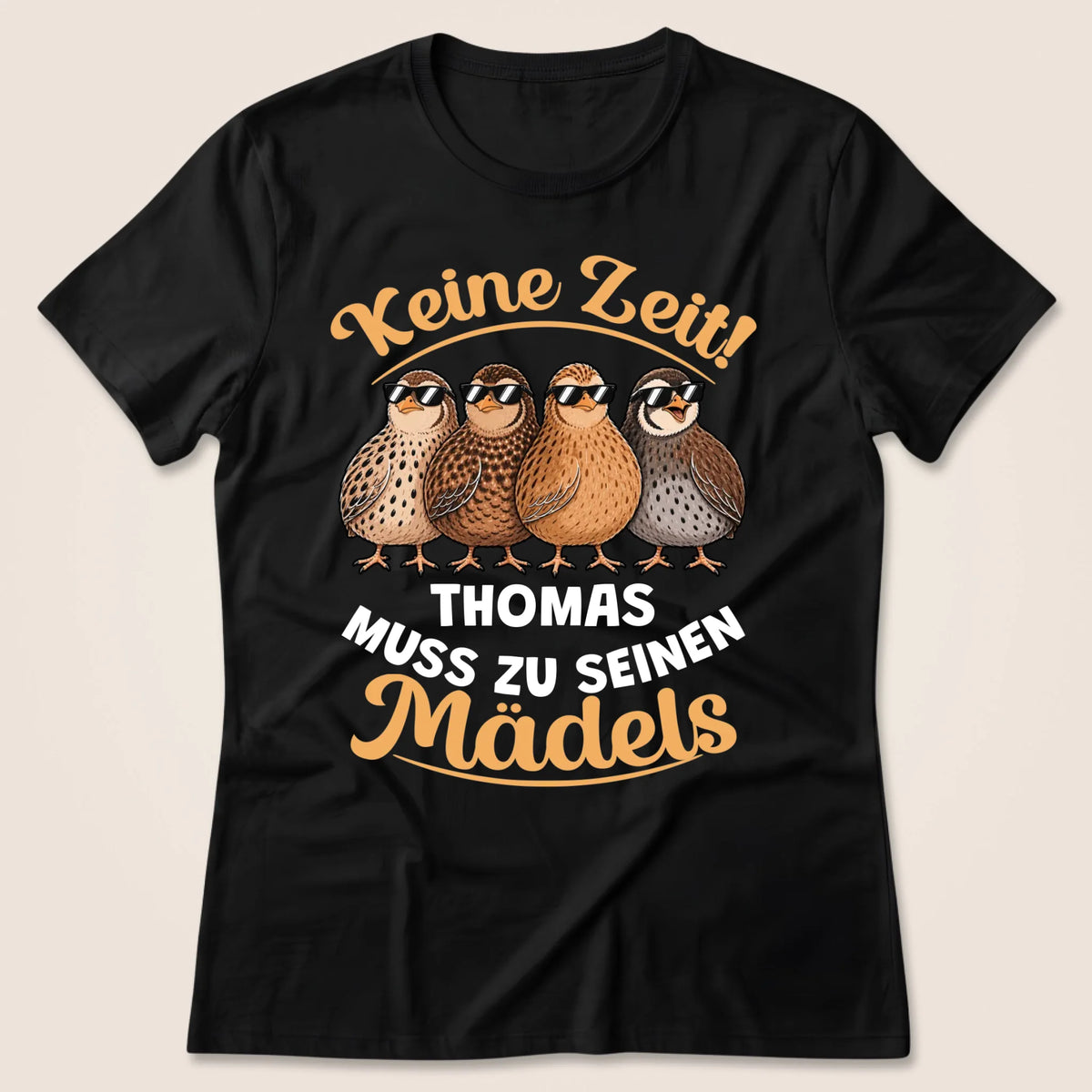 2000x2000 T-Shirt Mockup Female_Schnitt_beige_black