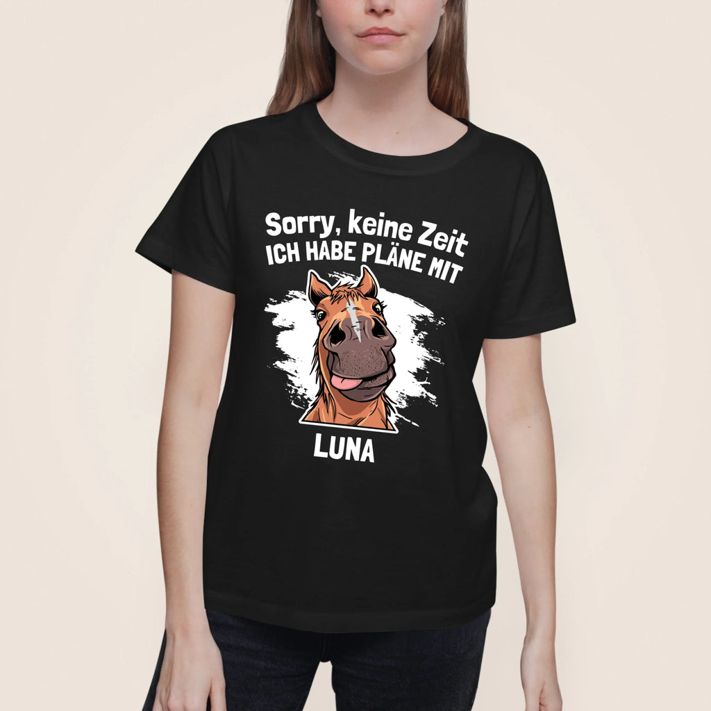 2000x2000px_Female-Model-Unisex Tshirt-Mockup2_black